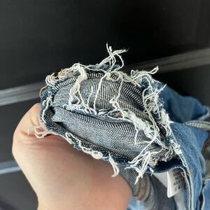 Judy Blue Frayed Hem Cropped Jeans